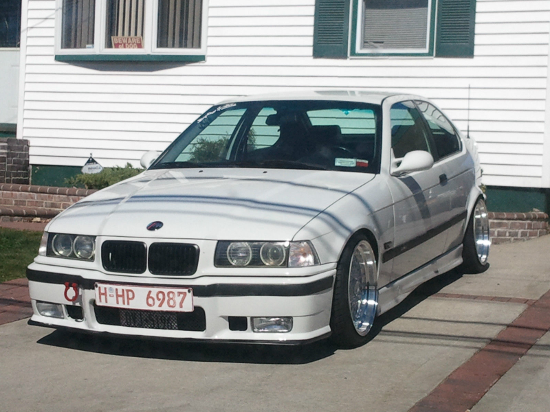 Illustration for article titled Do Want: 1996 318ti with '98 M3 motor